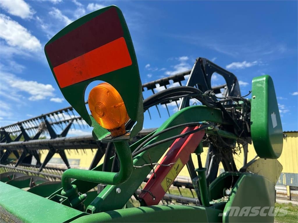 John Deere Комбайн John Deere S670i (2017) Комбайни