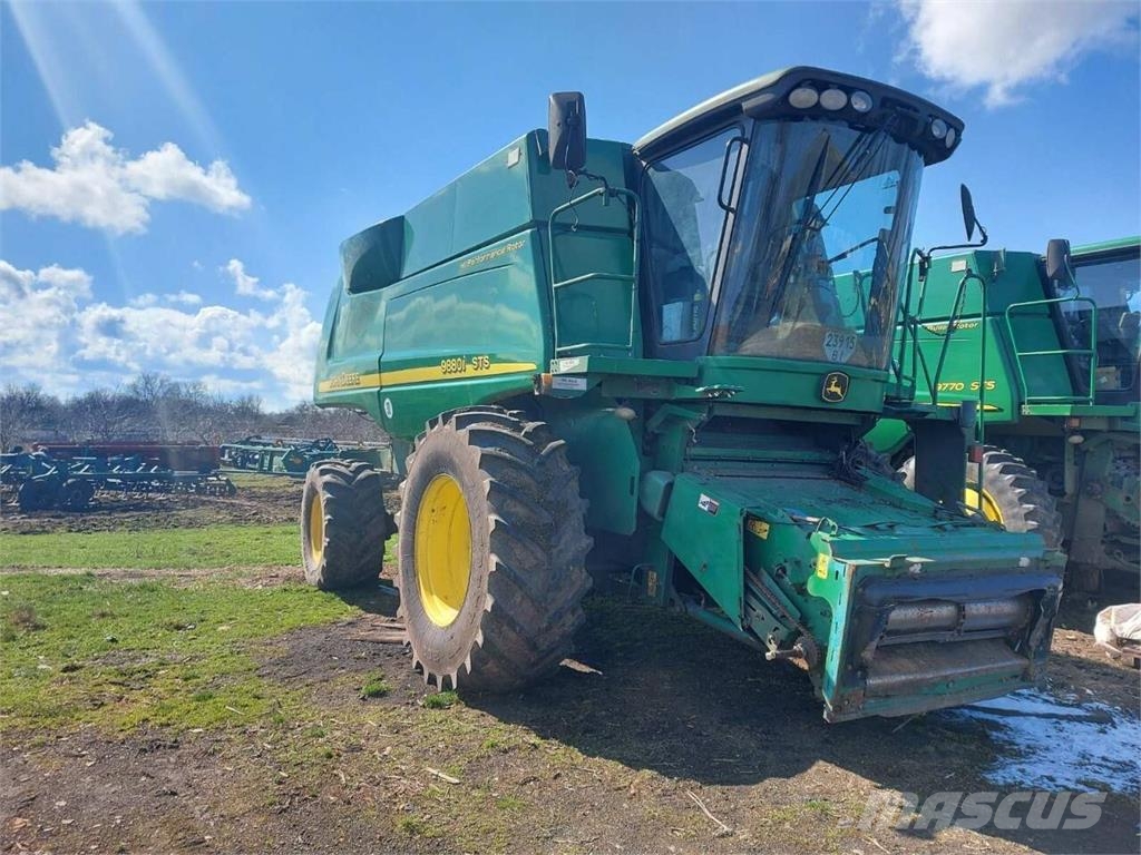 John Deere Комбайн John Deere 9880i STS (2007) 联合收割机