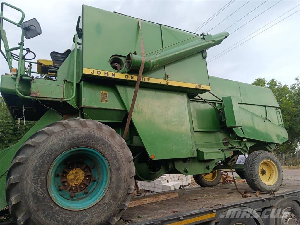 John Deere Комбайн John Deere 952 (1983) Kombajni