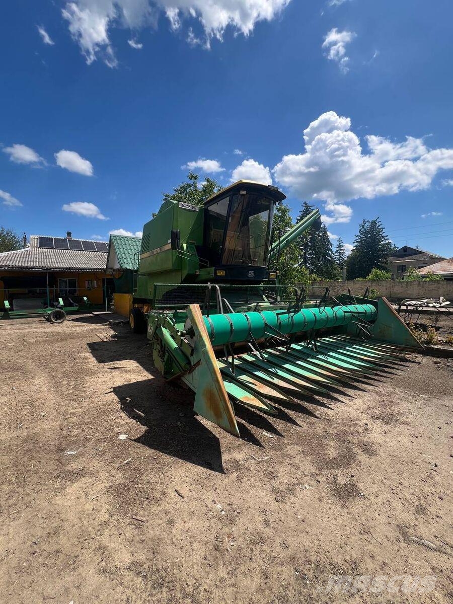 John Deere Комбайн John Deere 1075 Kombajni
