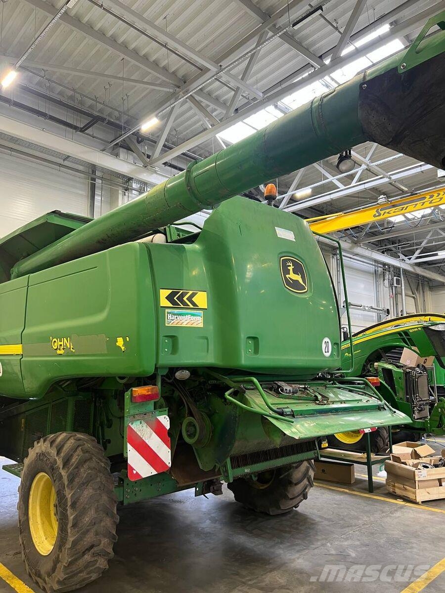 John Deere Комбайн John Deere 9880STS (2004) Kombajni