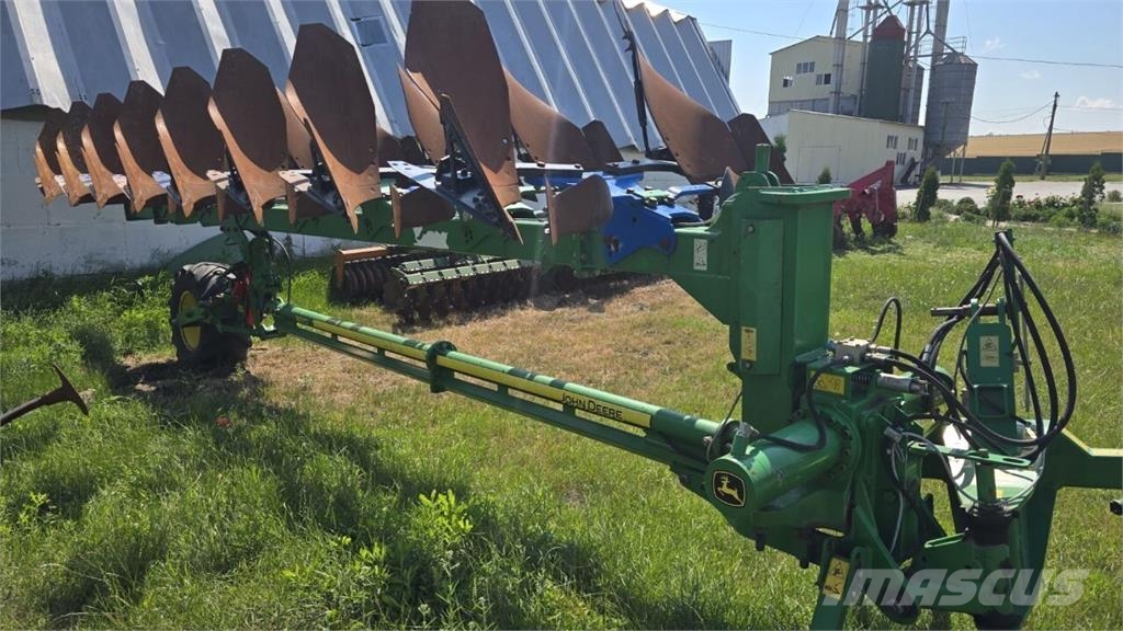 John Deere Плуг John Deere 3810 (2015) Реверсивні плуги