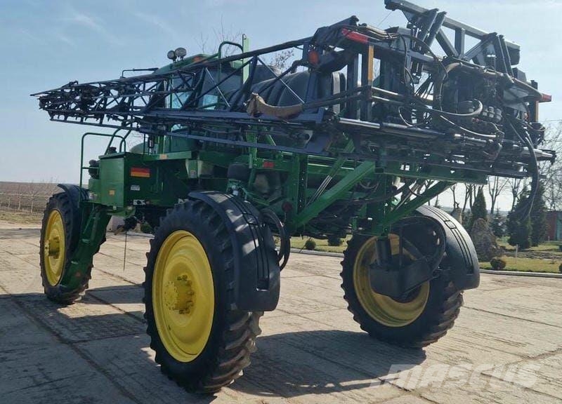 John Deere Самохідний обприскувач John Deere 4710 (2004) Pulverizadores Automotrizes