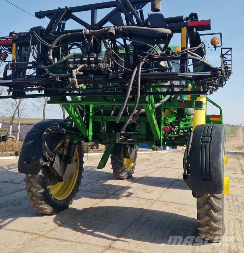 John Deere Самохідний обприскувач John Deere 4710 (2004) Pulverizadores Automotrizes