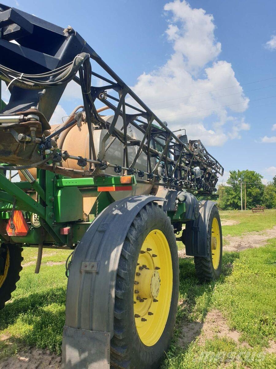 John Deere Самохідний обприскувач John Deere 4930 (2011) Pulverizadores Automotrizes