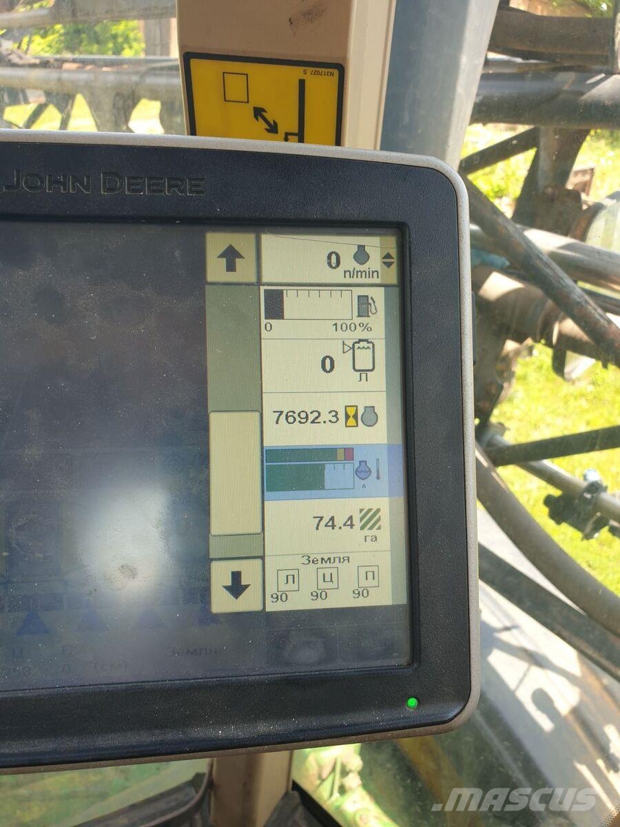 John Deere Самохідний обприскувач John Deere 4930 (2011) Pulverizadores Automotrizes