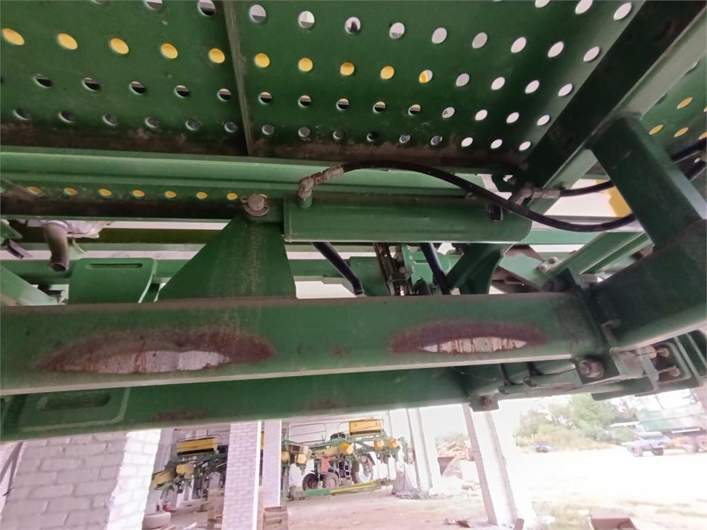 John Deere Сівалка точного висіву John Deere 1745 (2014) Natančne sejalnice