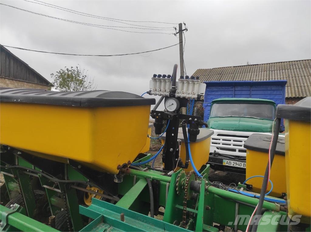 John Deere Сівалка John Deere 7000 Natančne sejalnice