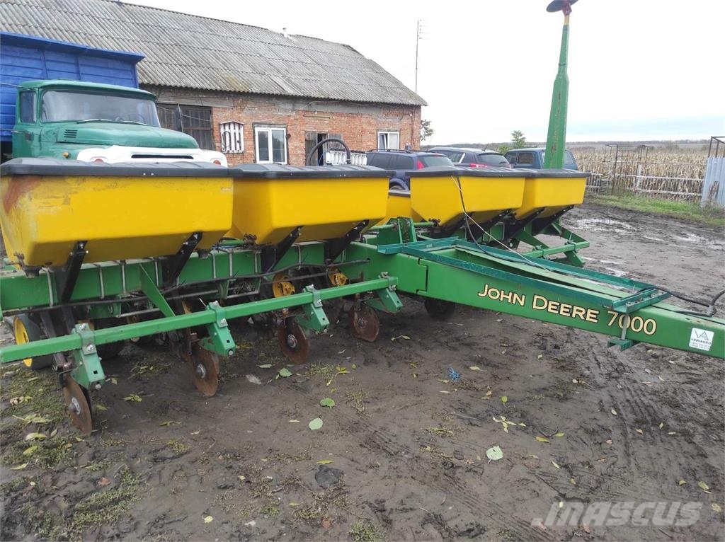 John Deere Сівалка John Deere 7000 Natančne sejalnice