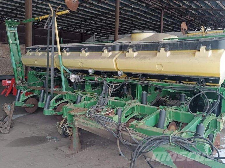 John Deere Сівалка John Deere 2126 Sejalnice