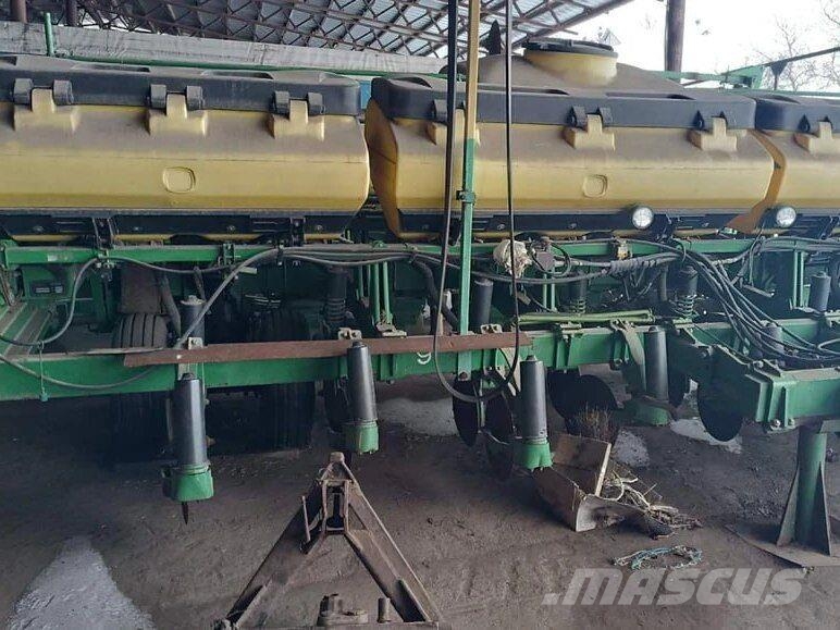 John Deere Сівалка John Deere 2126 Sejalnice