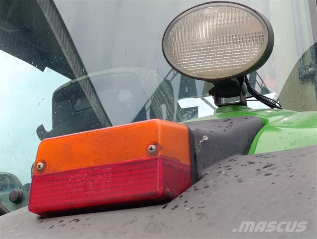 John Deere Трактор John Deere 7820 (2005) Traktoren