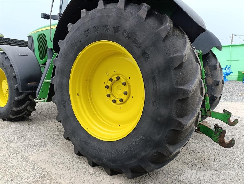 John Deere Трактор John Deere 6920 (2005) Traktoren