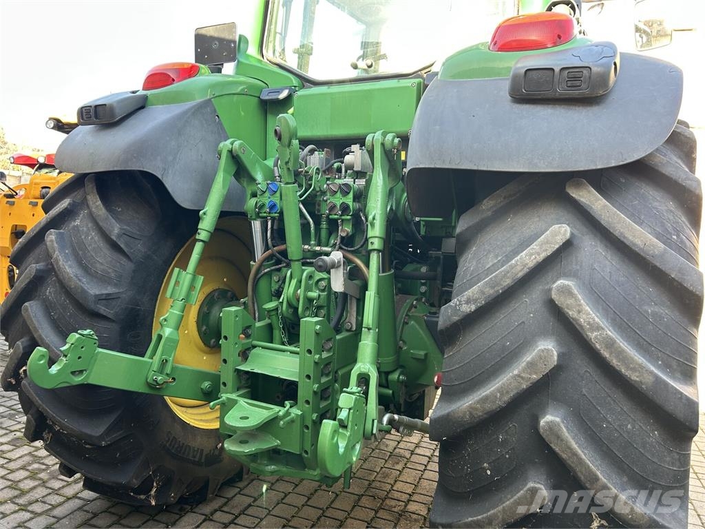 John Deere Трактор John Deere 7530 (2008) Traktoren