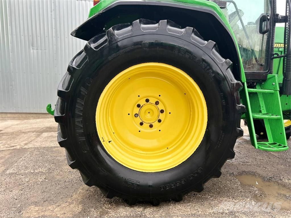 John Deere Трактор John Deere 6910 (1997) Tractores