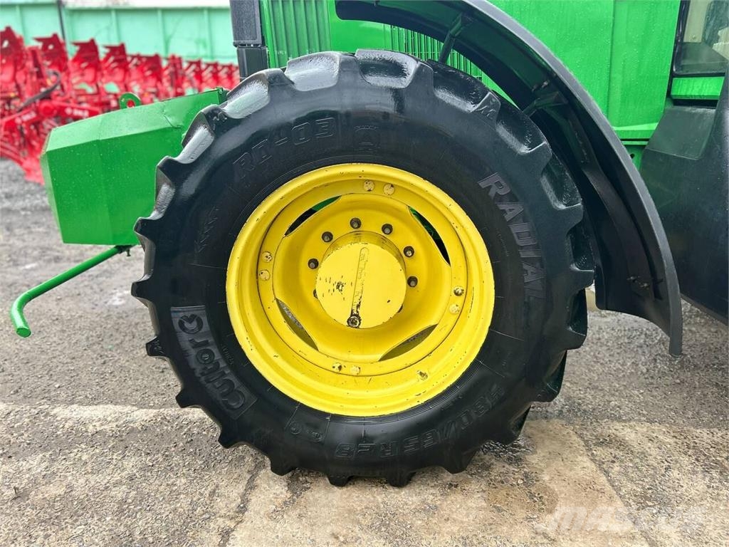 John Deere Трактор John Deere 6910 (1997) Tractores