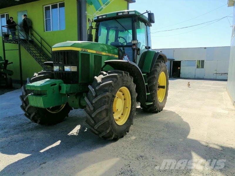 John Deere Трактор John Deere 7610 (2000) Tractores