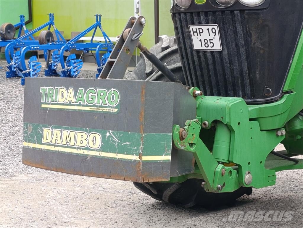 John Deere Трактор John Deere 7820 (2005) Traktoren