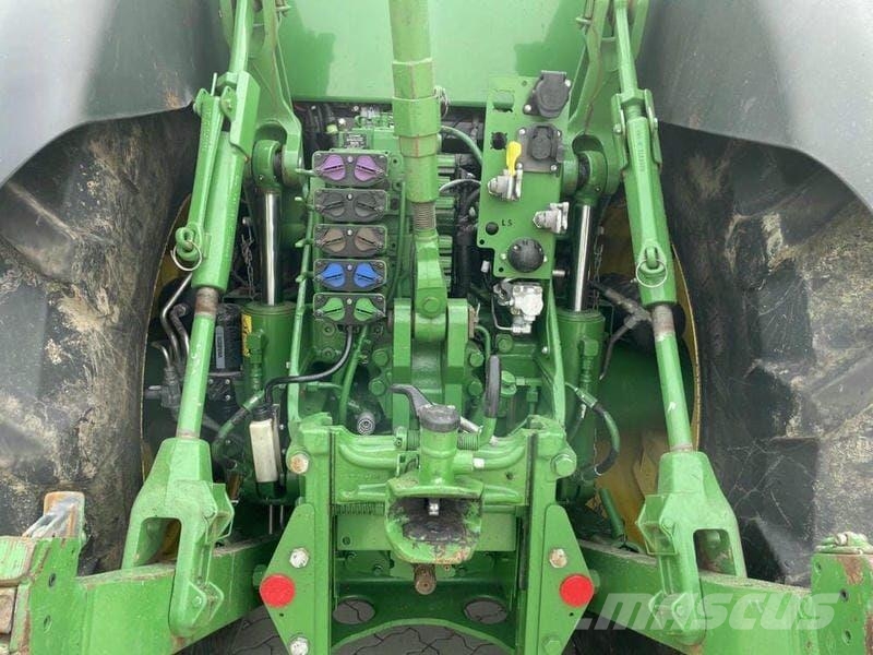 John Deere Трактор John Deere 8400R (2018) Tractores