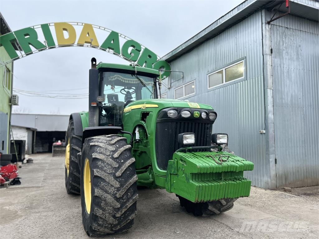 John Deere Трактор John Deere 8420 (2005) Traktoren