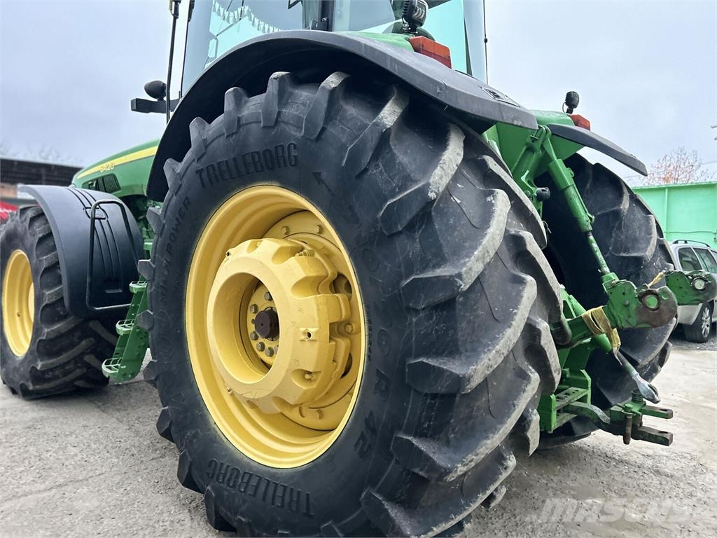 John Deere Трактор John Deere 8420 (2005) Traktoren