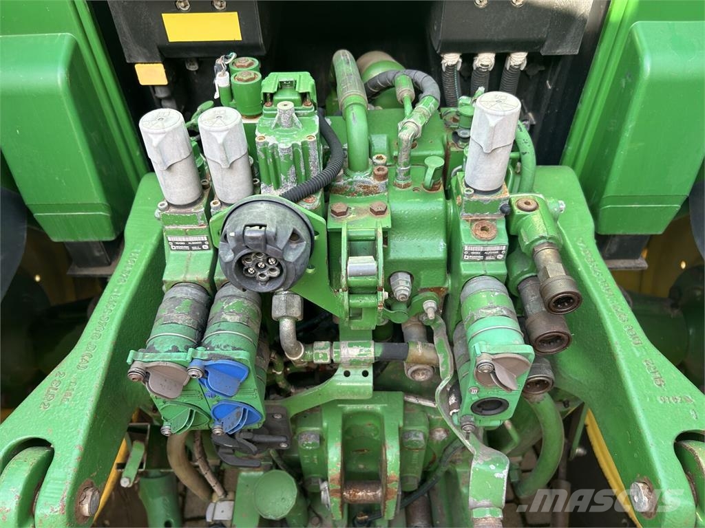 John Deere Трактор John Deere 6930 (2010) Traktoren