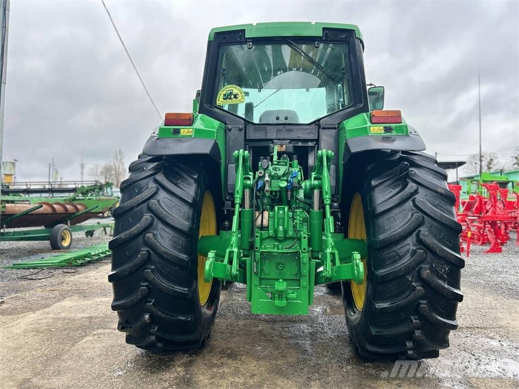 John Deere Трактор John Deere 6910 (1997) Tractores