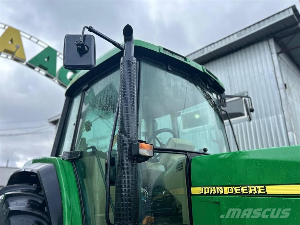 John Deere Трактор John Deere 6910 (1997) Tractores