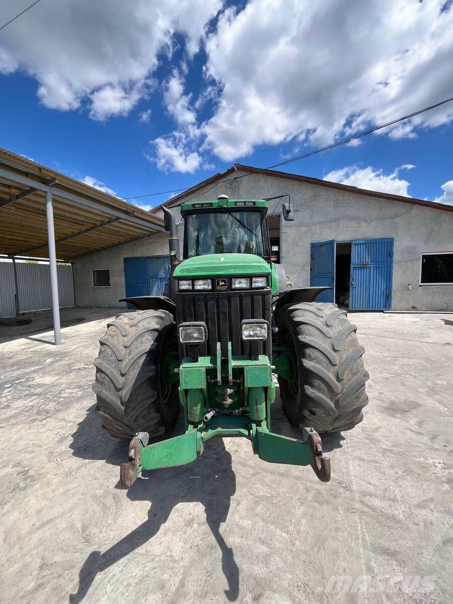 John Deere Трактор John Deere 8300 (1999) Tractores