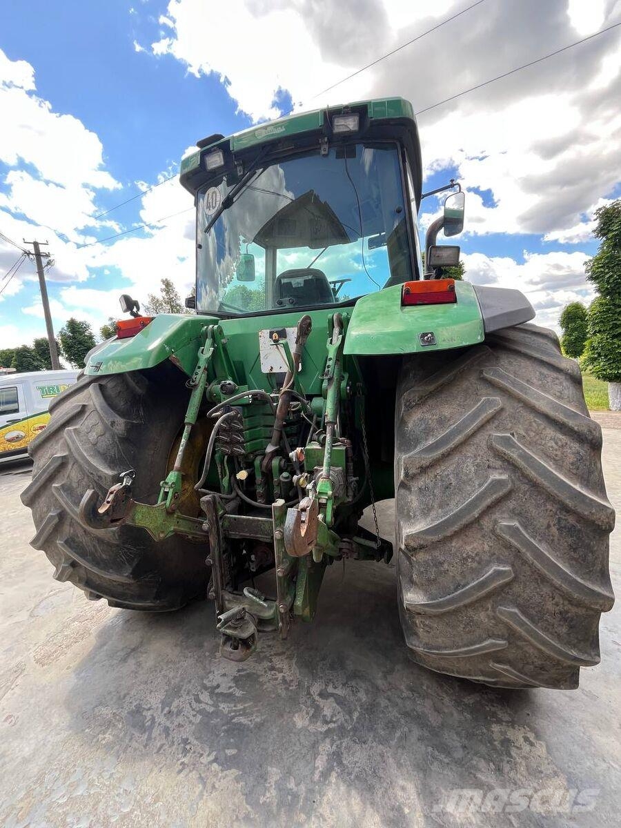 John Deere Трактор John Deere 8300 (1999) Tractores