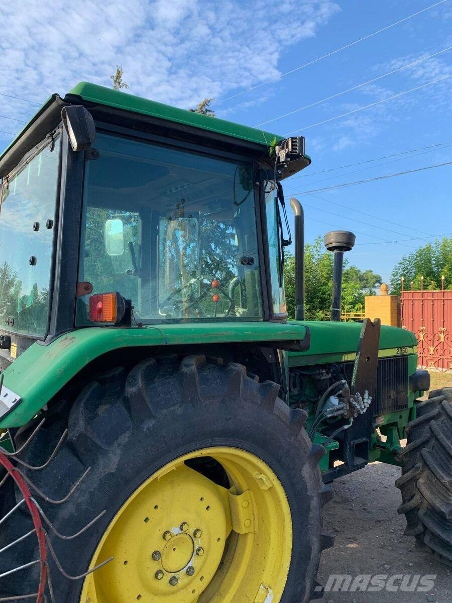 John Deere Трактор John Deere 2850 (1991) Tractores