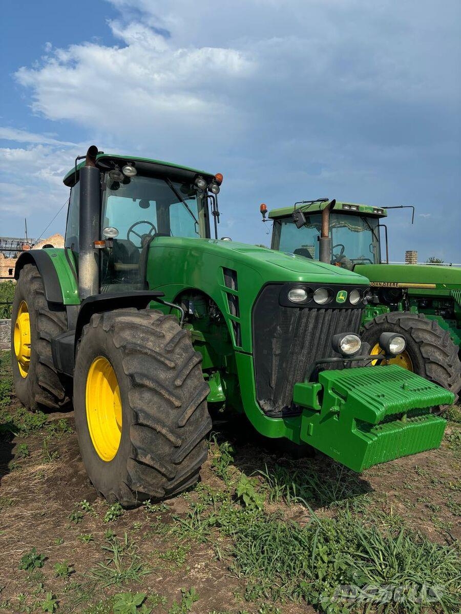 John Deere Трактор John Deere 8430 (2008) Трактори