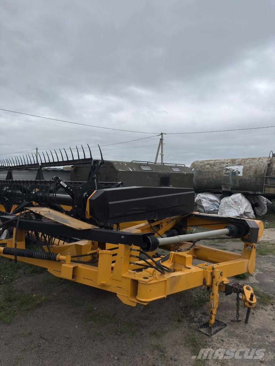 John Greaves Жниварка причіпна полотняна John Greaves ХПП-5.2 ( Combine harvester heads