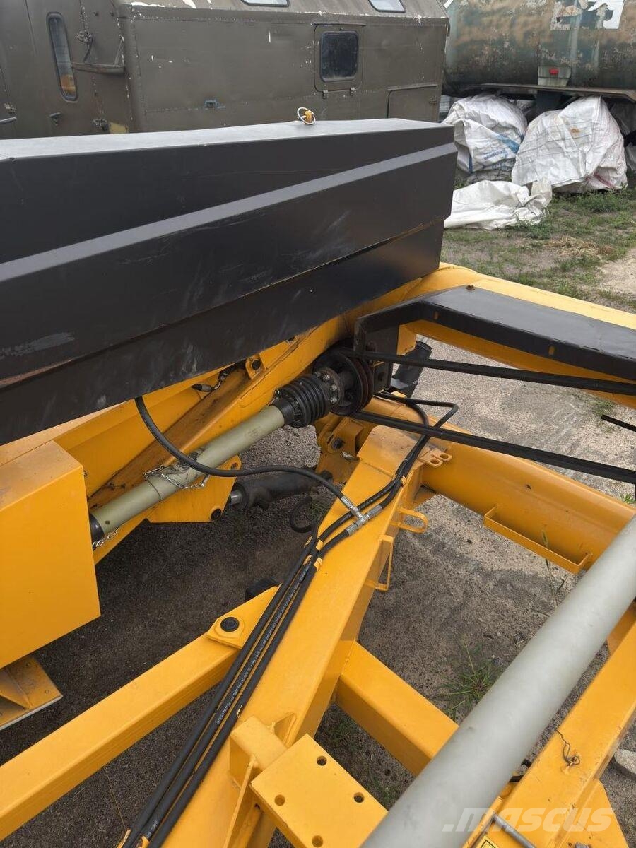 John Greaves Жниварка причіпна полотняна John Greaves ХПП-5.2 ( Combine harvester heads