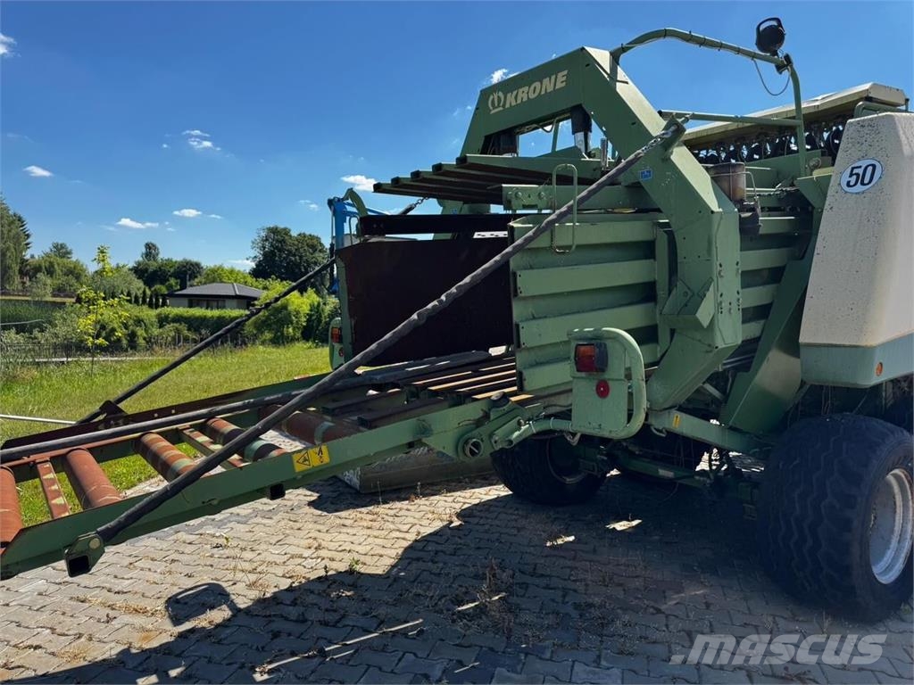 Krone Прес-підбірник Krone Big Pack 1290 HDP VC (2011) محزمات مربعة
