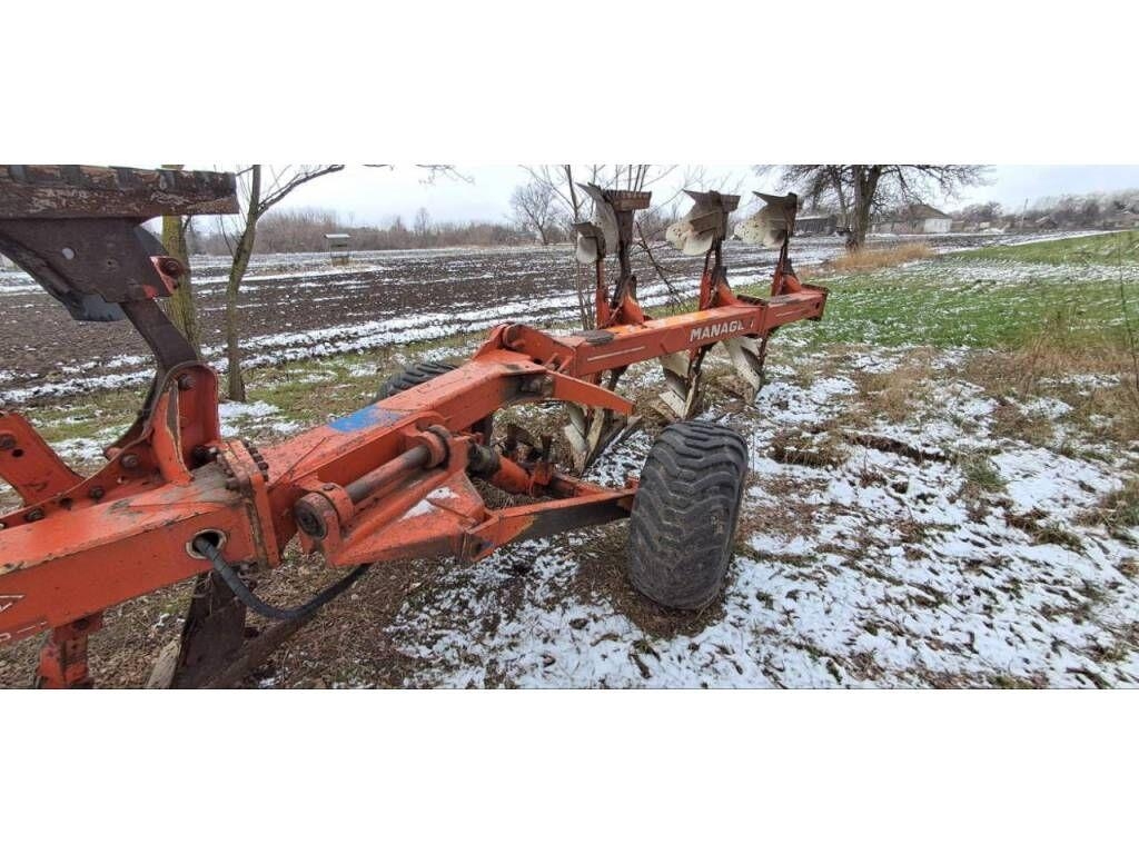Kuhn Manager 7 リバーシブルプラウ