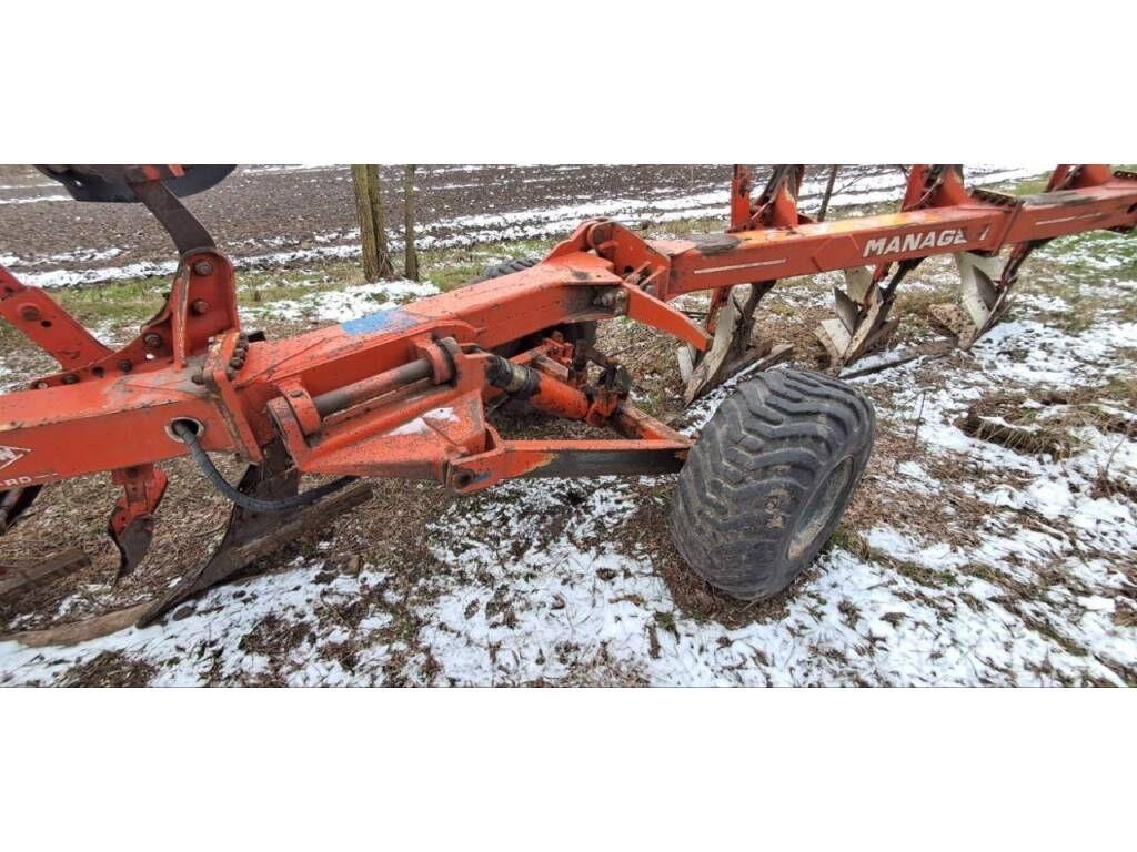 Kuhn Manager 7 リバーシブルプラウ