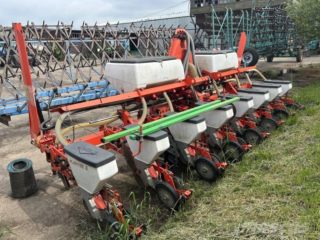 Kuhn Planter 3M Tarkkuuskylvökoneet
