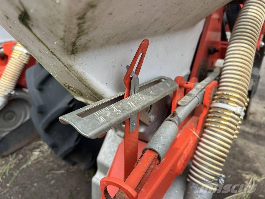 Kuhn Planter 3M Tarkkuuskylvökoneet