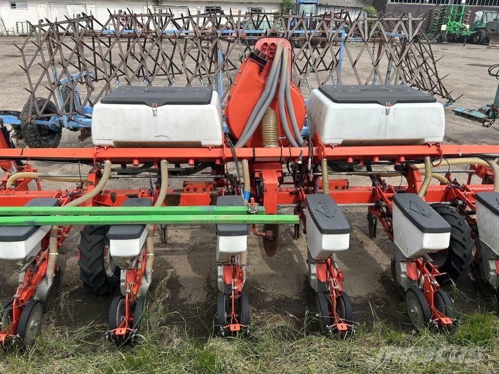 Kuhn Planter 3M Tarkkuuskylvökoneet