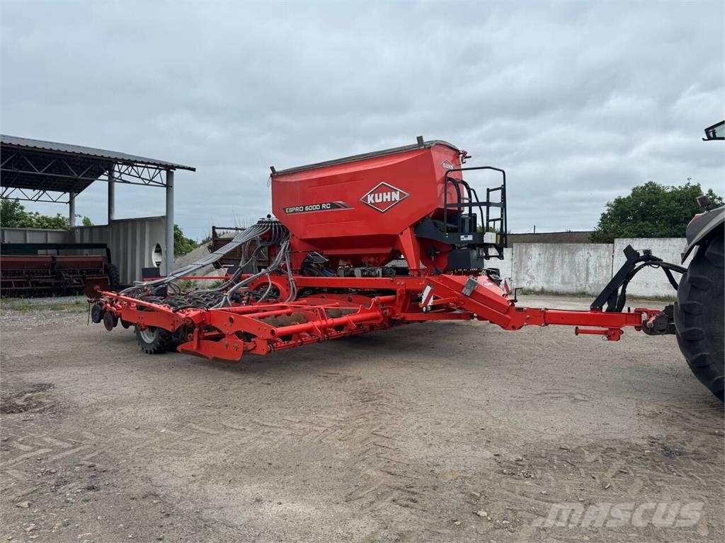 Kuhn Посівний комплекс Kuhn Espro 6000 RC (2018) مثاقيب مدمجة