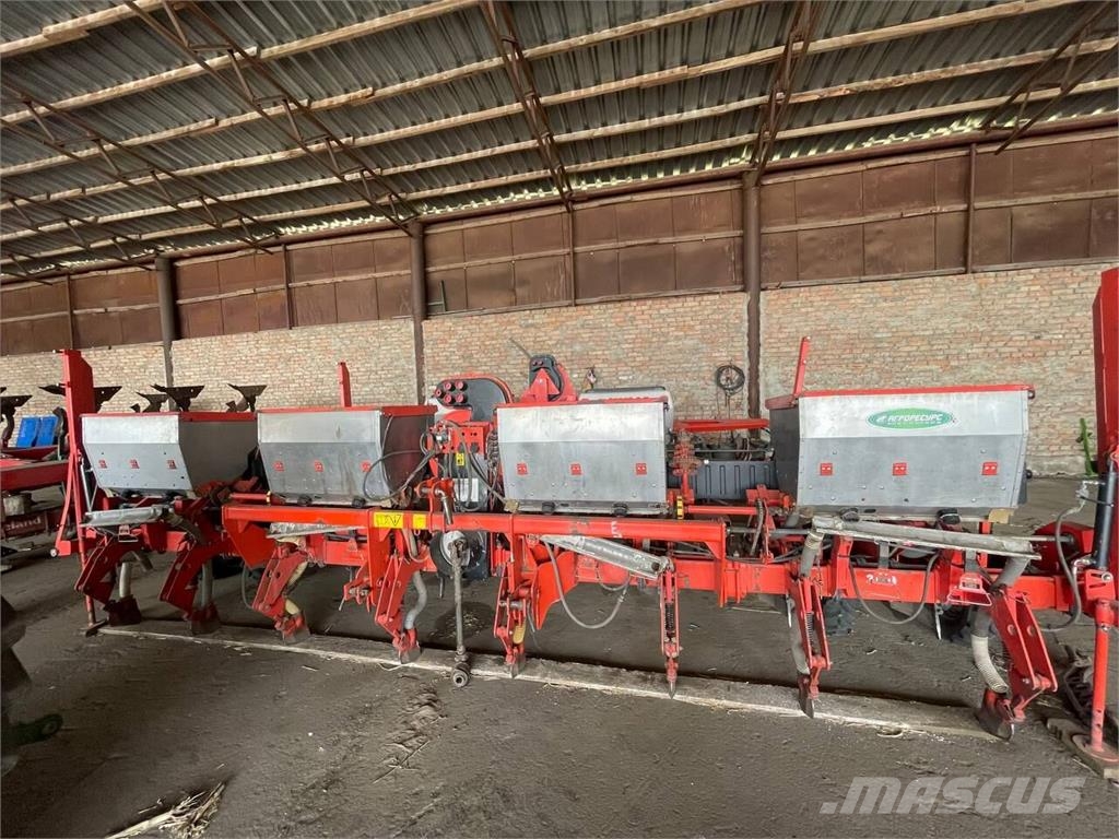Kuhn Сівалка Kuhn Planter 2 (2010) Semoir de précision
