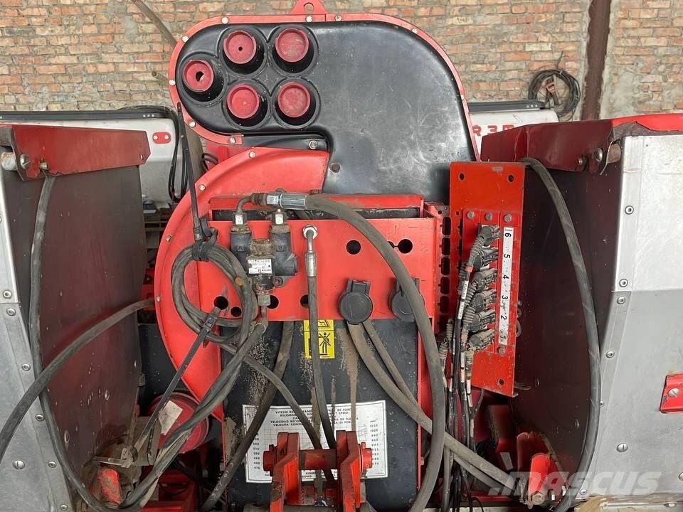Kuhn Сівалка Kuhn Planter 2 (2010) Semoir de précision