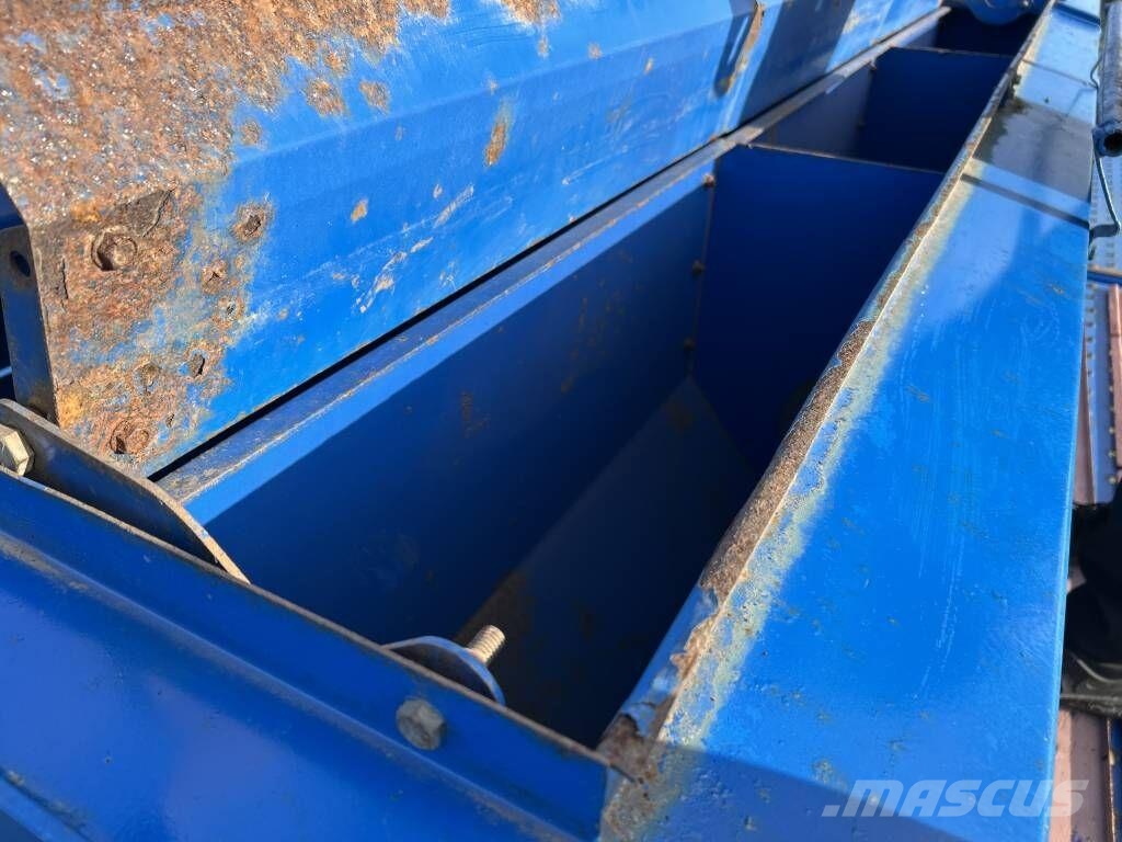 Landoll 5211 Drills