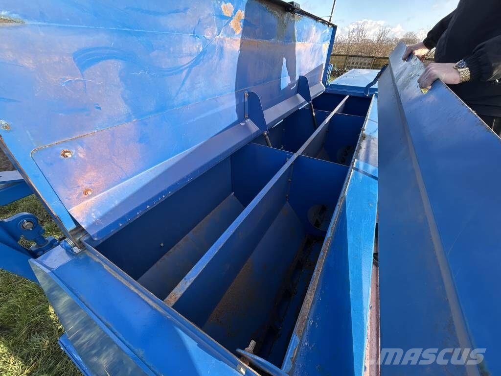 Landoll 5211 Drills