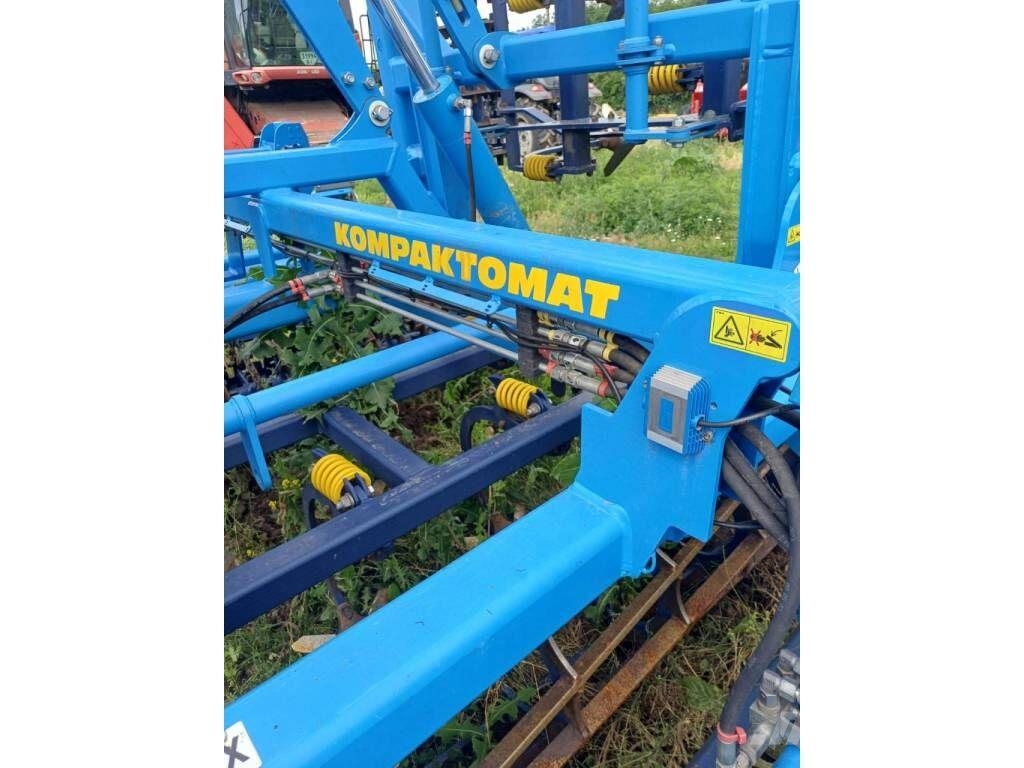 Lemken Kompaktomat K 800 PS حراثات صفوف المحاصيل