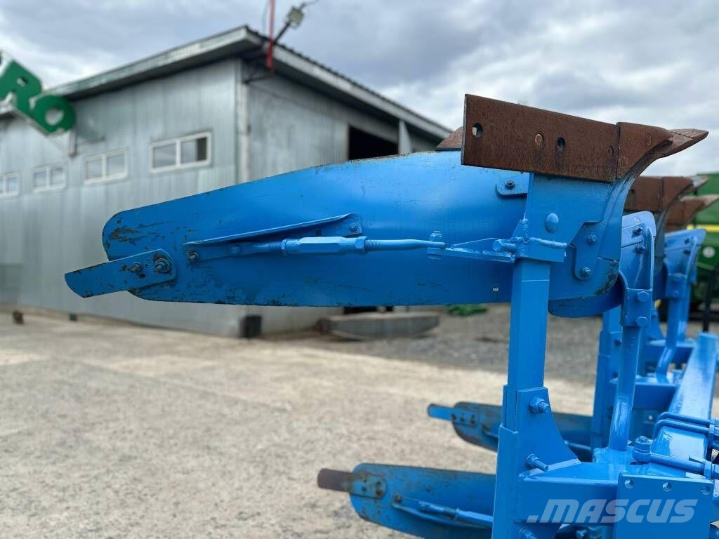 Lemken Opal 110 محاريث عكسية