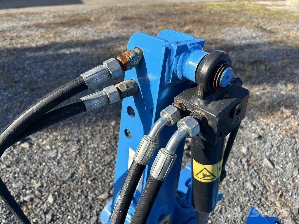 Lemken OPAL 90 3+1 Оборотные плуги