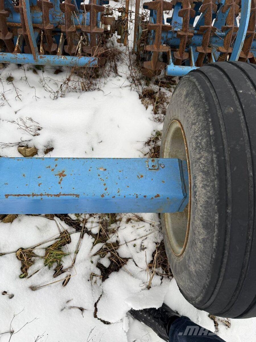 Lemken Компактор Lemken kompaktor 9/450 (2010) Культиватори-розпушувачи