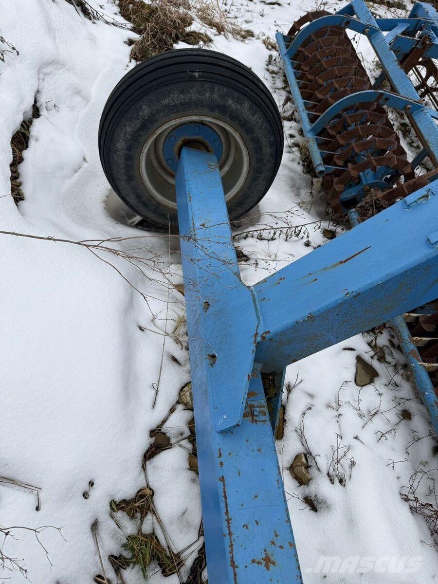 Lemken Компактор Lemken kompaktor 9/450 (2010) Культиватори-розпушувачи